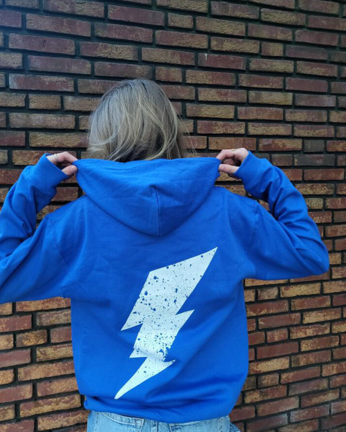 De Blauwe Noor Hoodie Met Witte Bliksem
